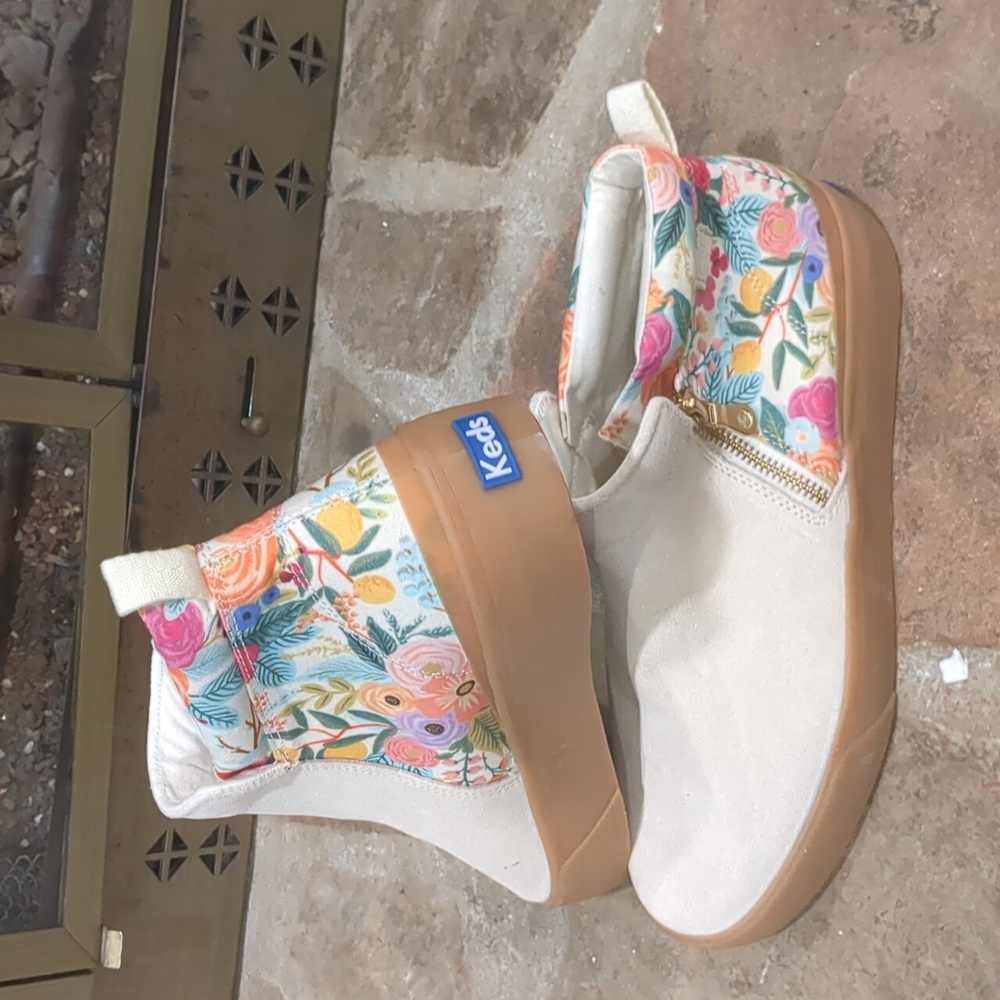 Floral size10 Keds gold zipper mid-tops
